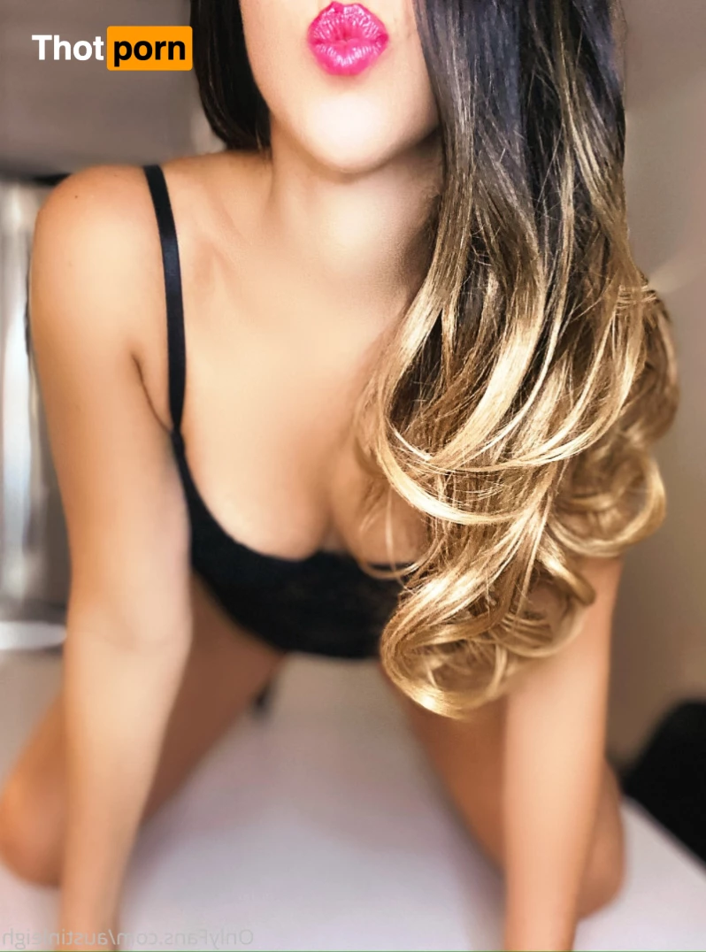 Austin Leigh 🔥 Professional Cheerleader 5998434