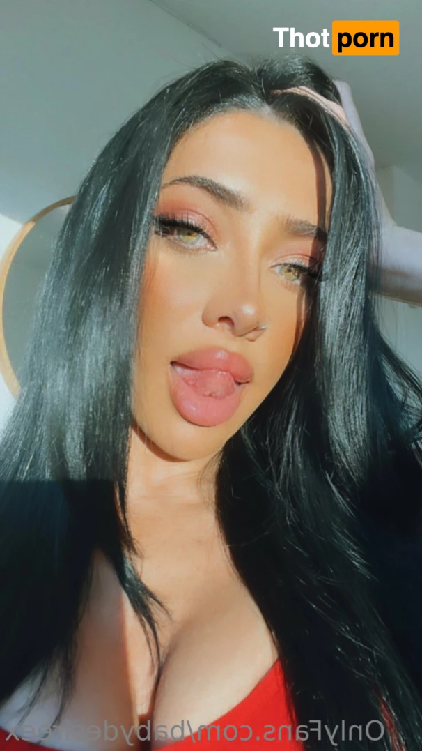 Desiree 🖤 9276734