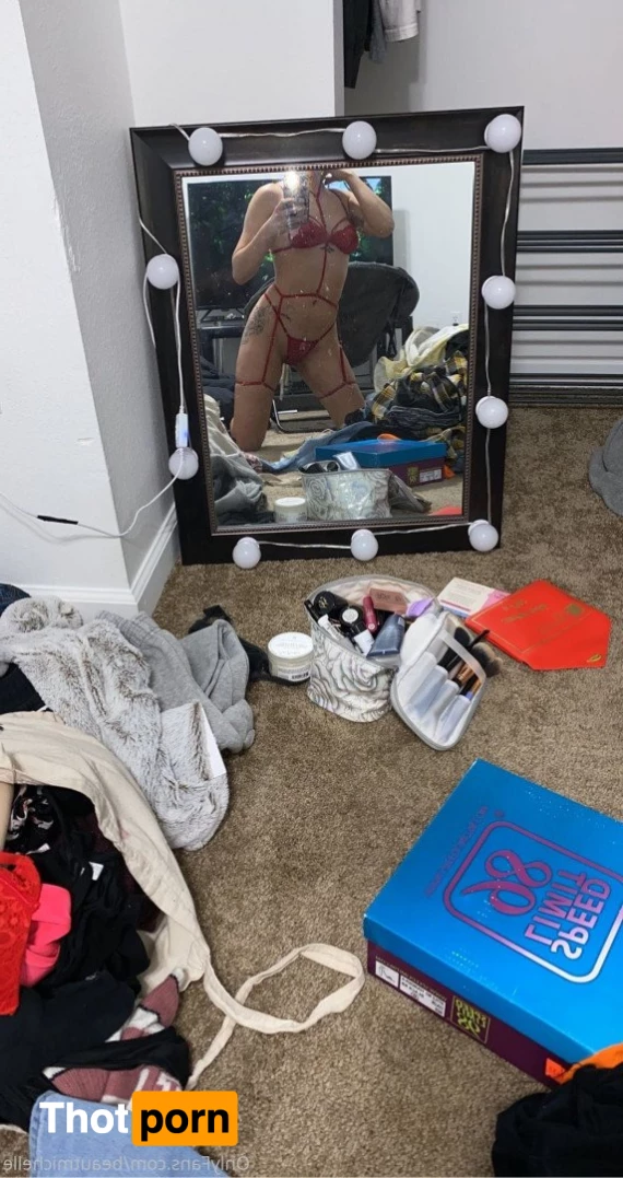 Michelle⛓🥀 5209638