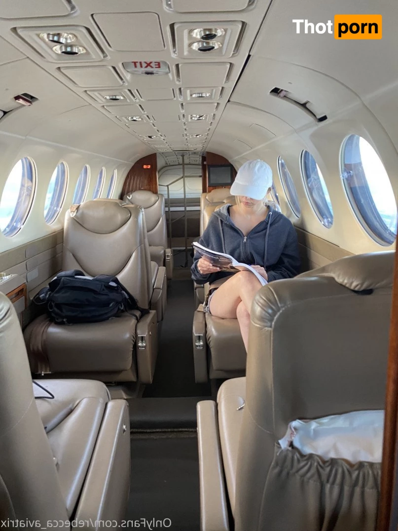 Becca_aviatrix 5240544