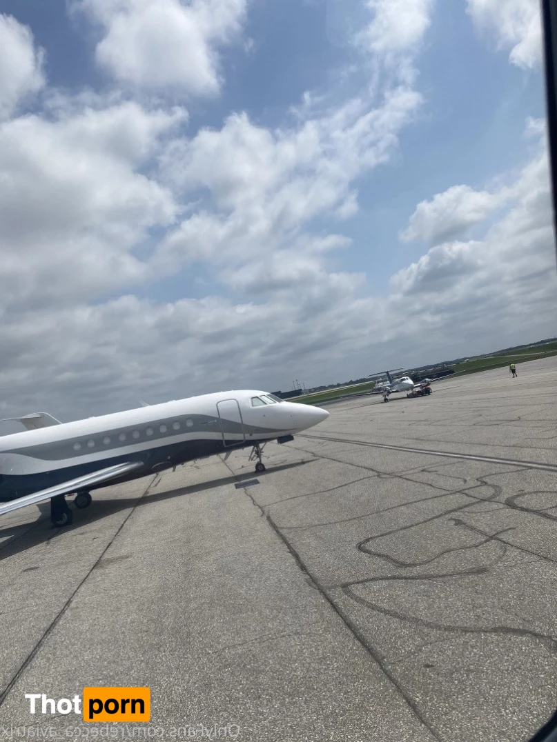 Becca_aviatrix 5240718