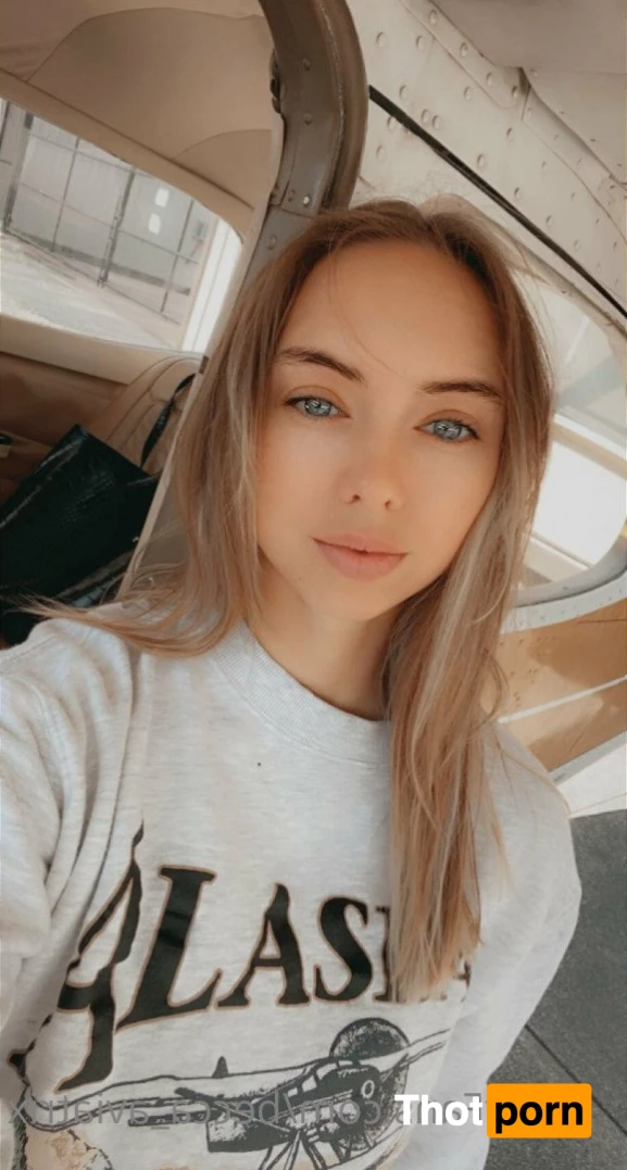 Becca_aviatrix 5240729