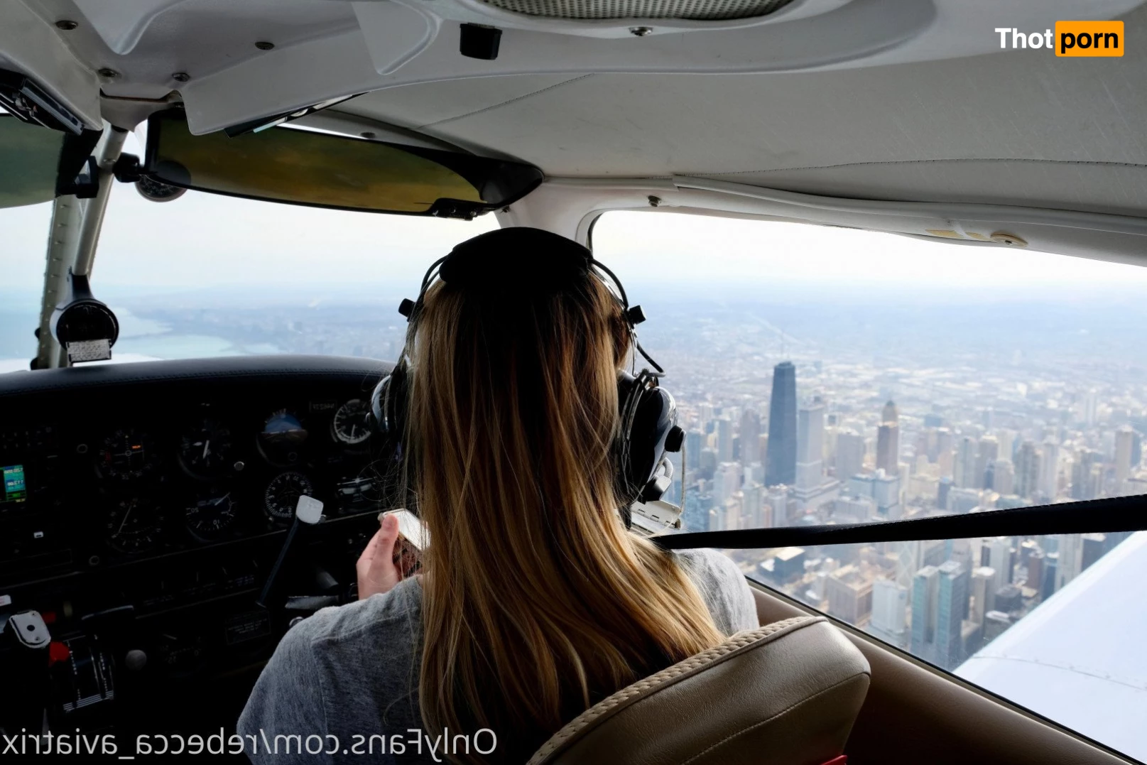 Becca_aviatrix 5240769