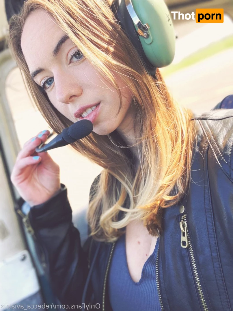 Becca_aviatrix 5240826