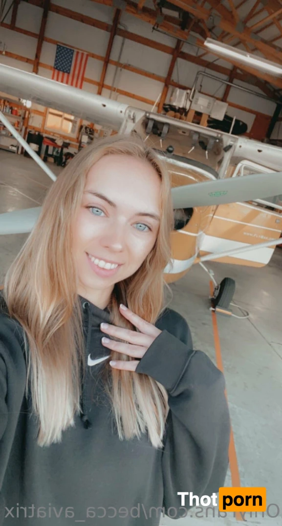 Becca_aviatrix 13929534