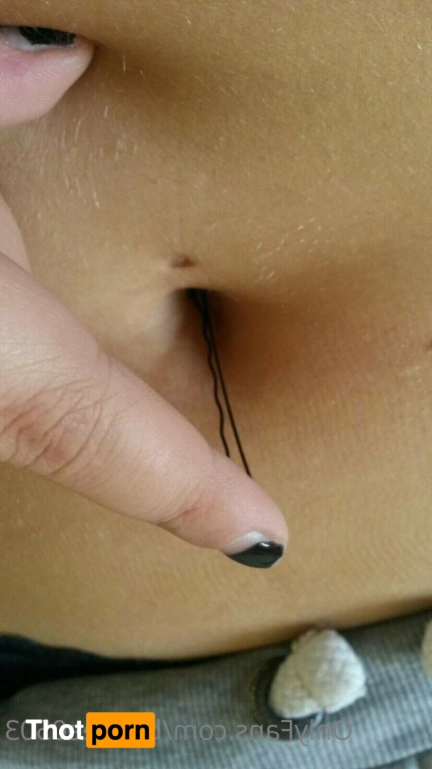 BeeBee Belly Button 5238498