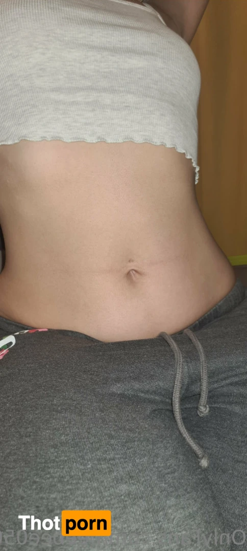 BeeBee Belly Button 15092495