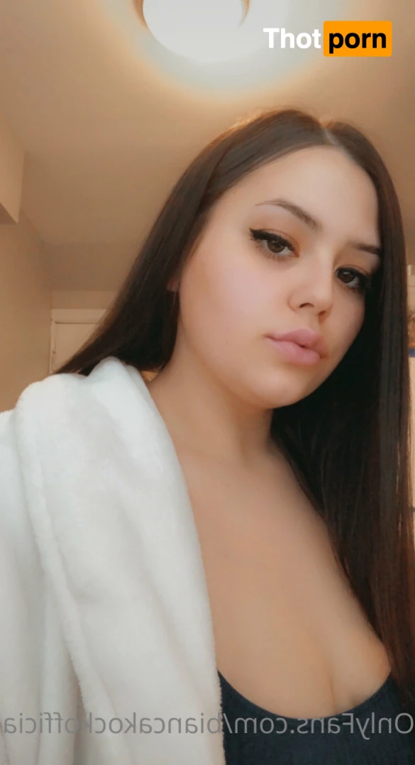 PRETTY ASS WHITE GIRL ⛓♥️ 5662608