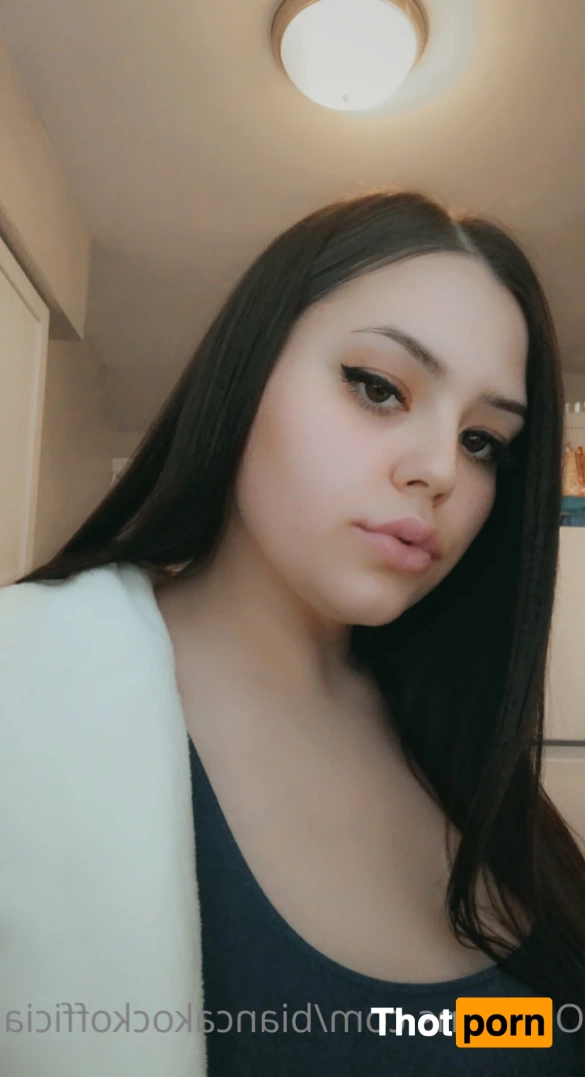 PRETTY ASS WHITE GIRL ⛓♥️ 5662672