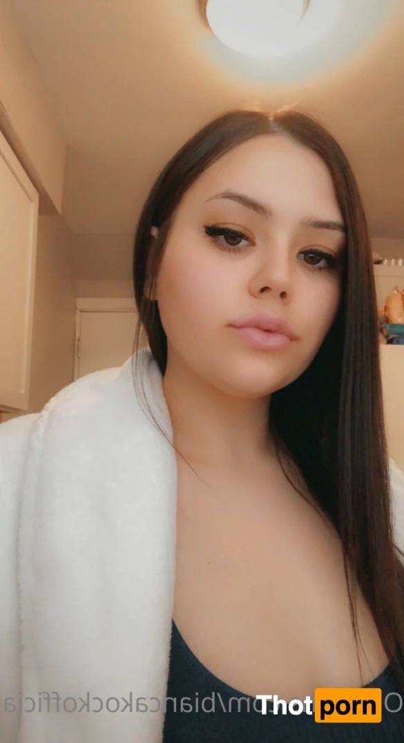 PRETTY ASS WHITE GIRL ⛓♥️ 5662684