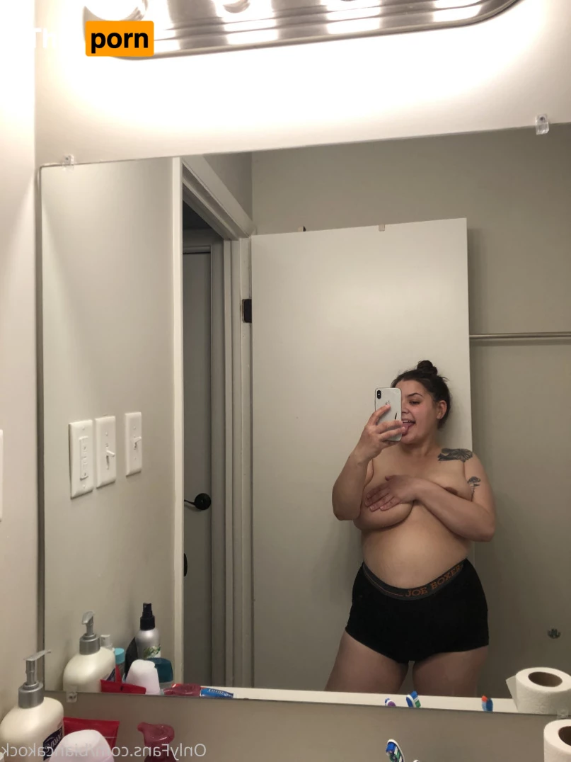 PRETTY ASS WHITE GIRL ⛓♥️ 5662767