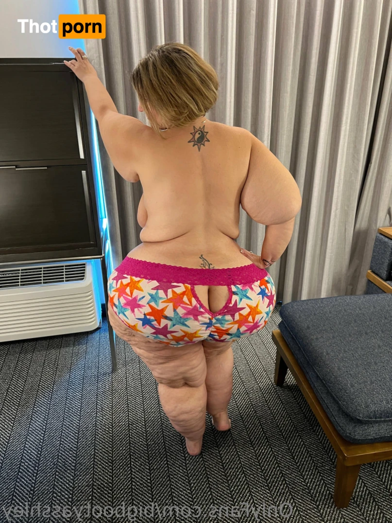 Big Booty Asshley 13811535