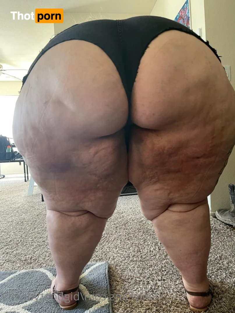 Dee martinez 5855669