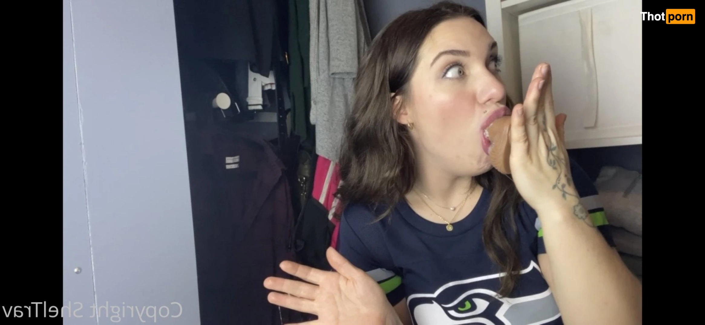 That one blind girl you know 👸🏻 5231039