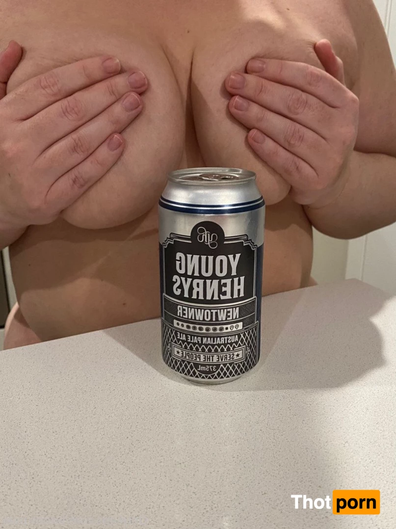 Boobs and Beer 5263528