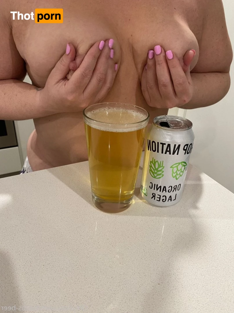 Boobs and Beer 5263613