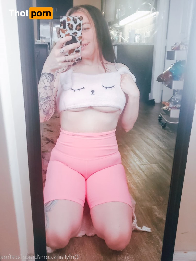 Brace face free 5203835