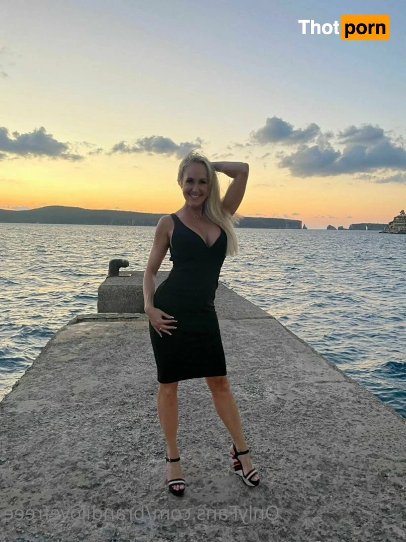 Brandi Love 13770207