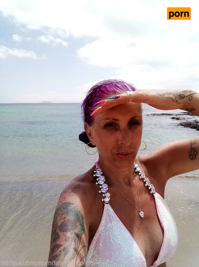 ‼️Mum &amp; Daughter 🙀 5184469