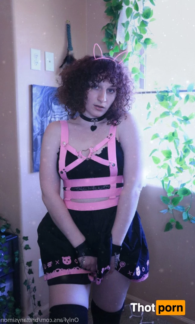 Brittany Simon 5226711