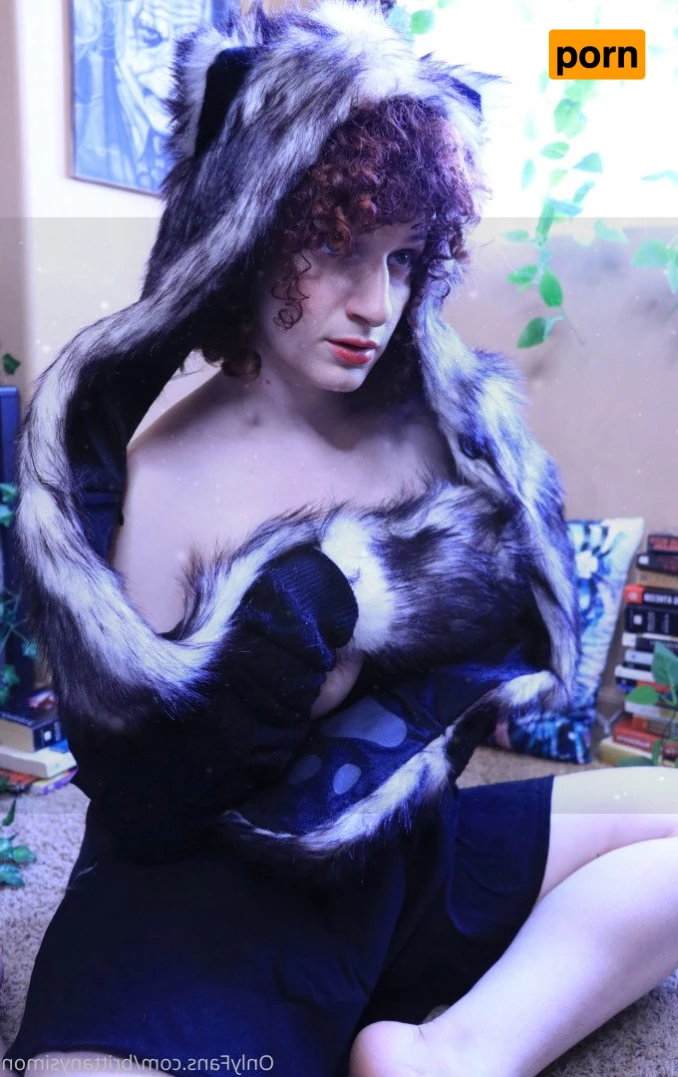 Brittany Simon 5226824