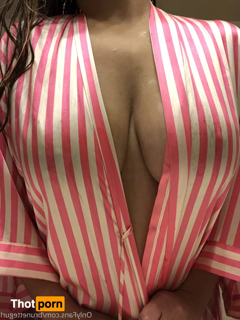 brunettegurl 5641503