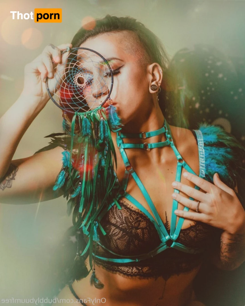 BRAT  🤤 BIG ASS 5640875