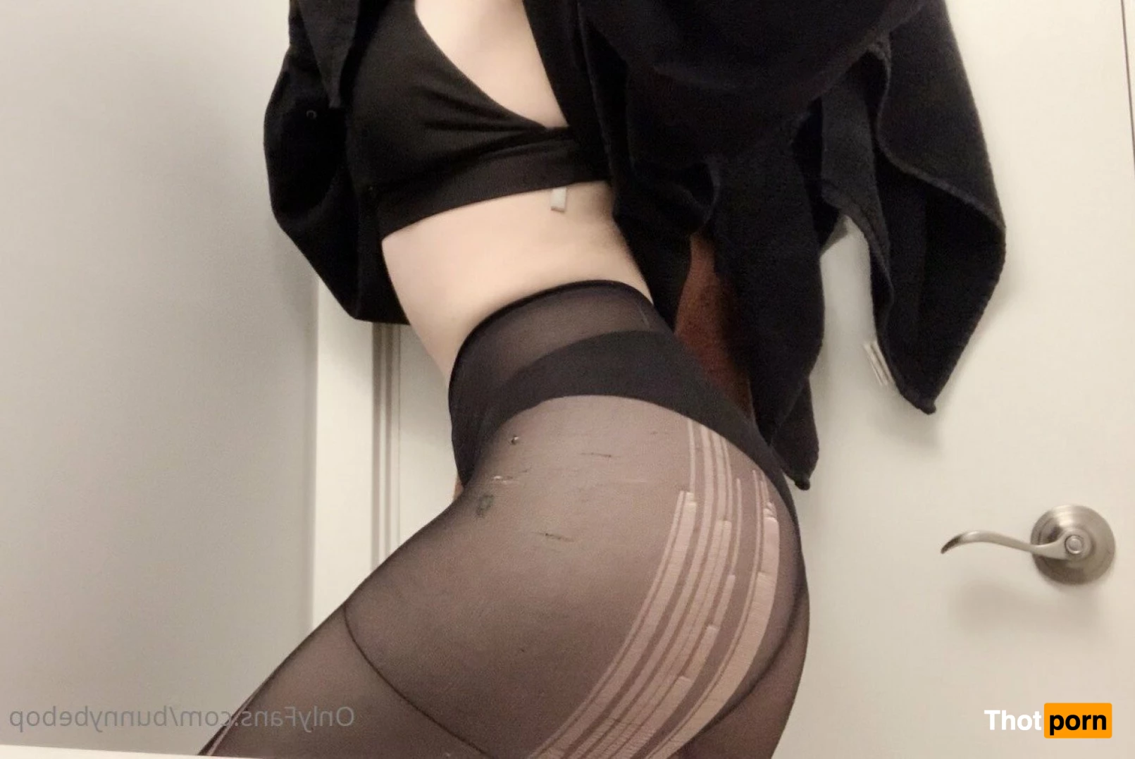 j ✧‧₊•˚° 5162308