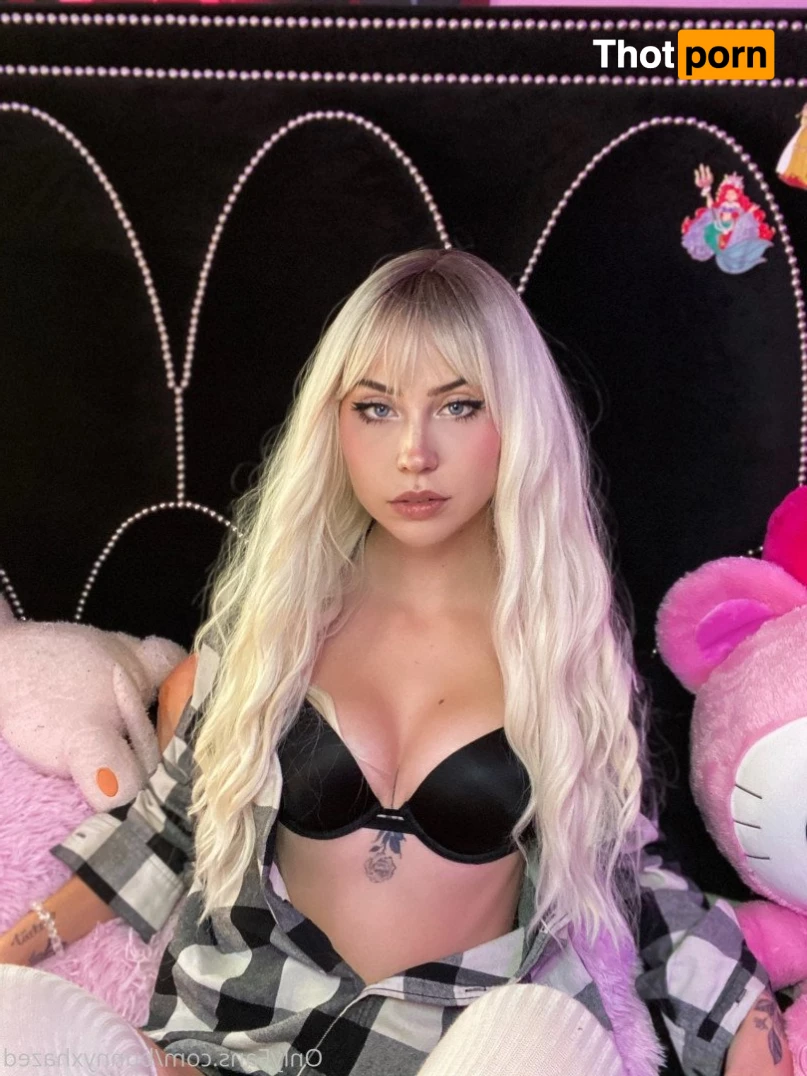 𝐵𝑜𝑜𝐵𝑜𝑜𝒦𝒾𝓉𝓉𝓎𝐹𝓊𝒸𝓀 5212703