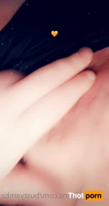 10582100