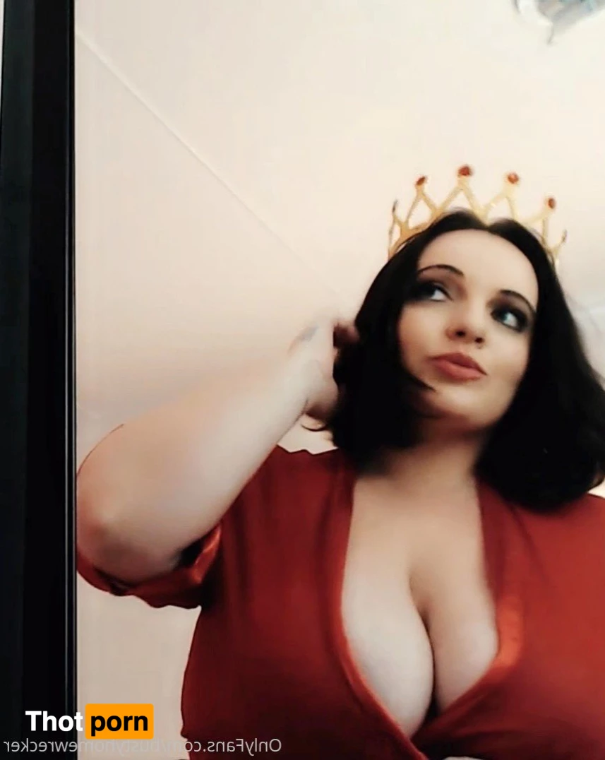 Chelly - Busty Homewrecker 5248598