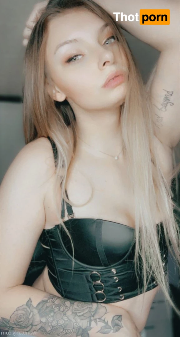 𝑪𝒂𝒓𝒍𝒚 𝑹𝒂𝒆 💦❤️‍🔥  ᵐⁱˡᶠ ⁿᵉⁱᵍʰᵇᵒʳ 5216412