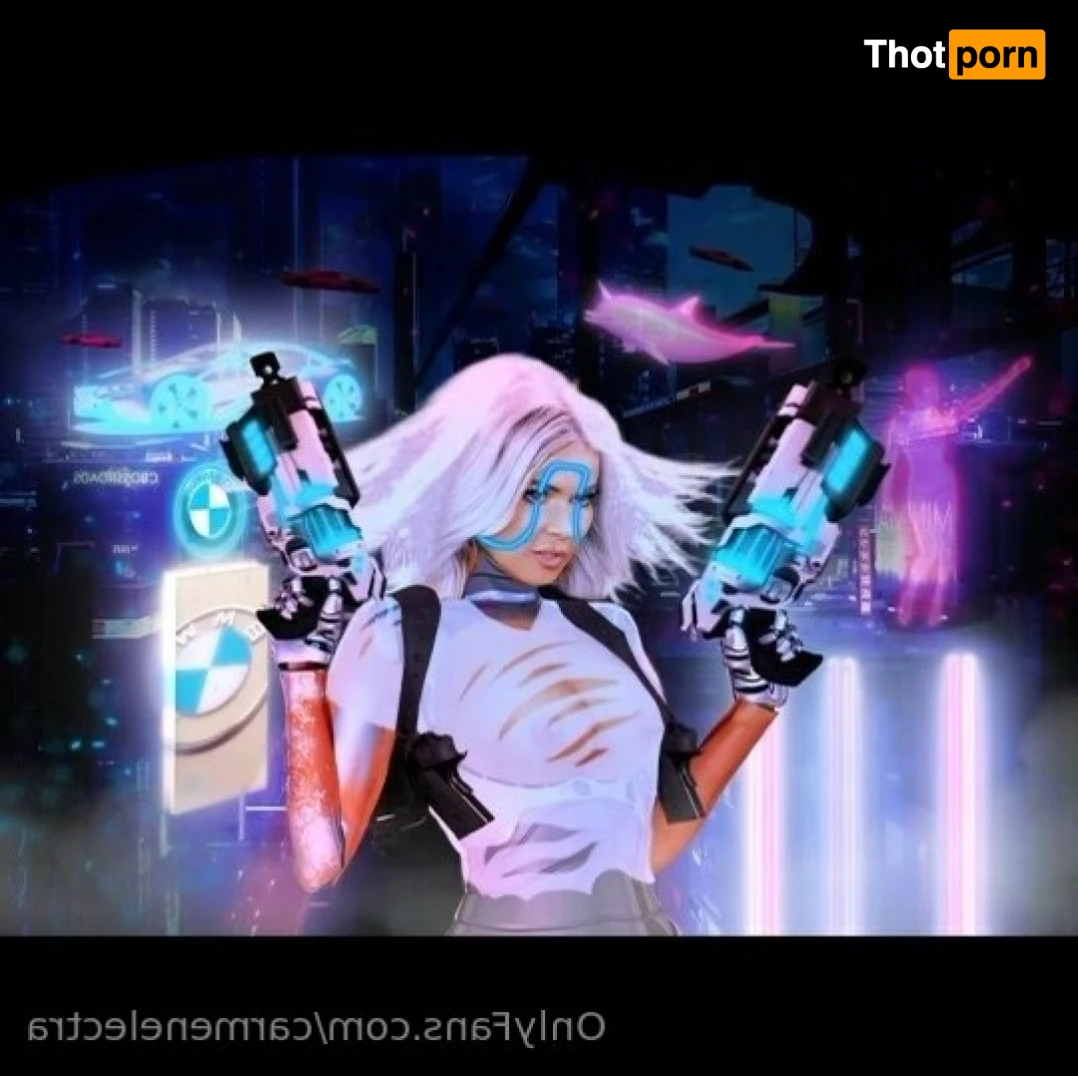 Carmen Electra 13583262