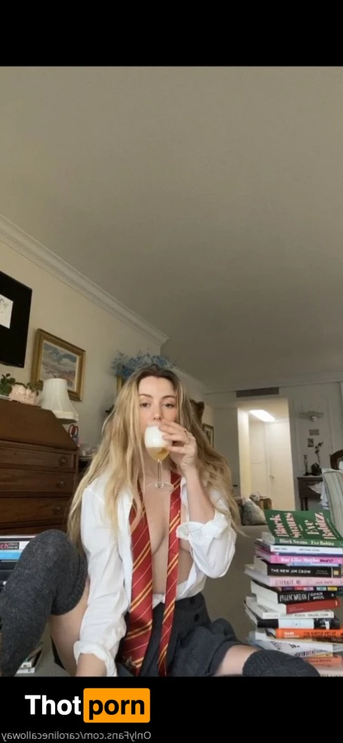 carolinecalloway 5154314