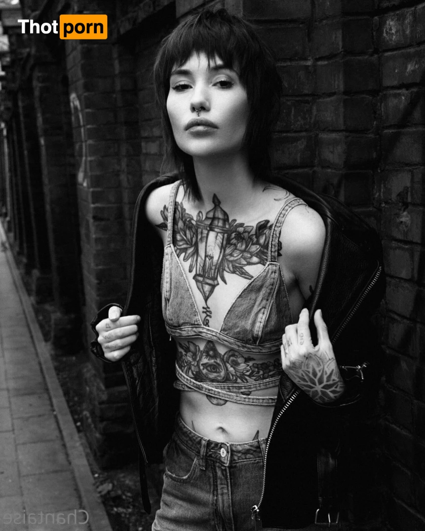 Chantai van Taise 12230576