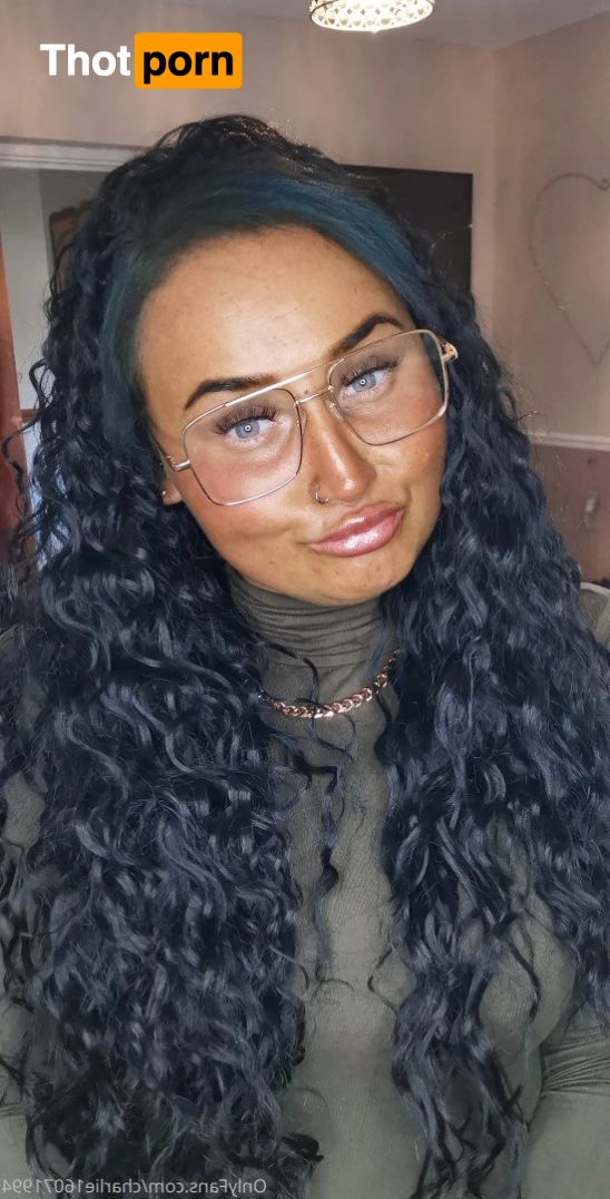 charlie16071994 5203829