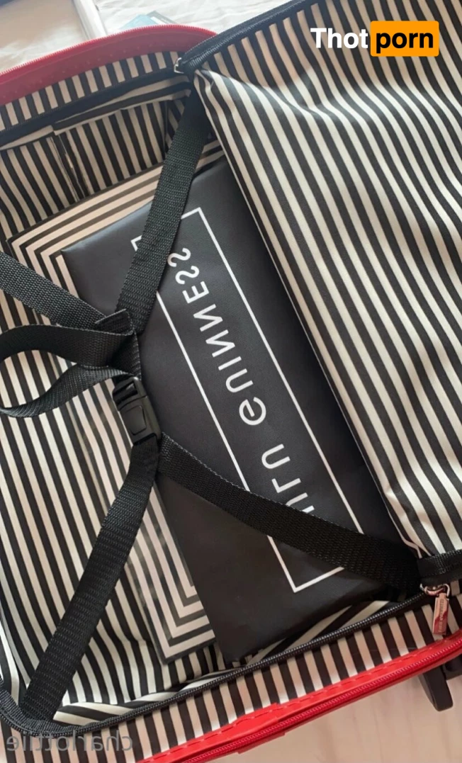 Charlotte Katie 5631779