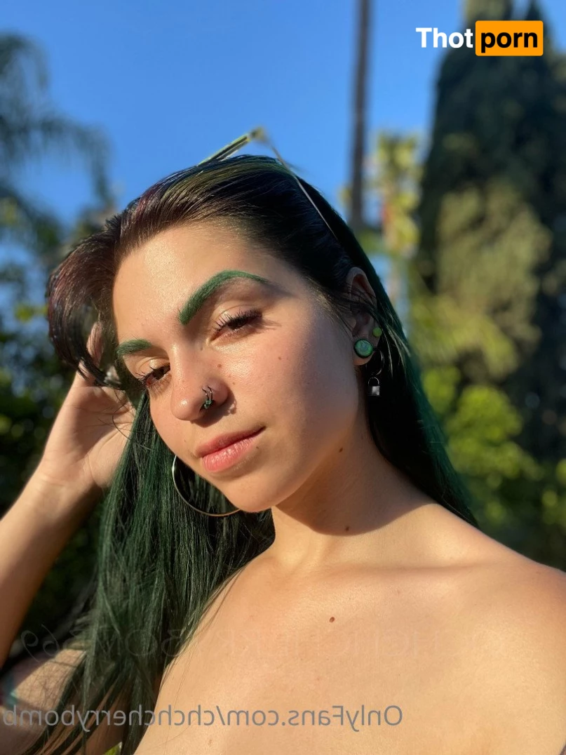 Cherrybomb Suicide 💚 Free! 5143565