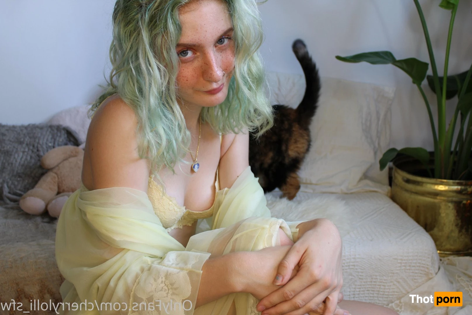 cherrylolli_sfw 5203234