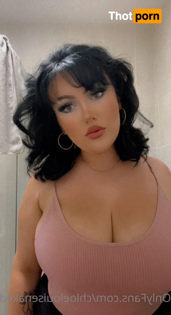 Chloe Louise 5194162