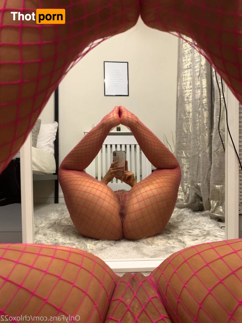 Brunette_Baddie 5236314