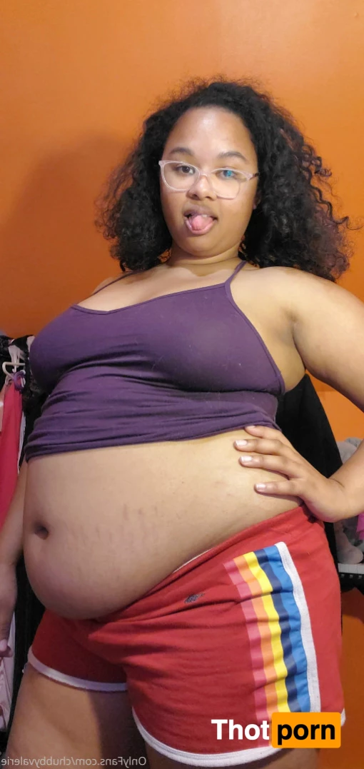 chubbyvalerie 5861924