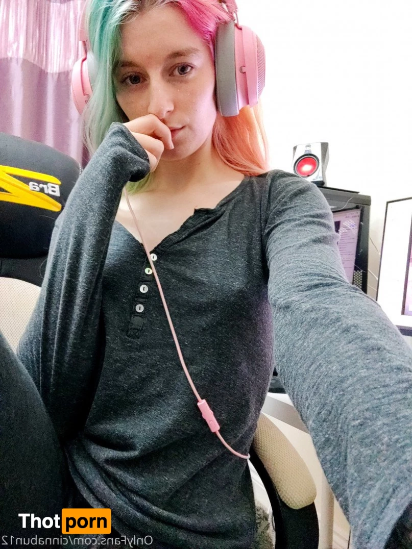 𝔅𝔲𝔫𝔫𝔶 ⛧ 5188514