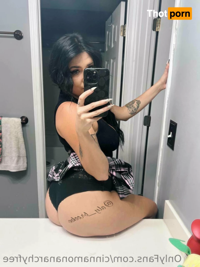 CinnamonAnarchy 🖤 6025551