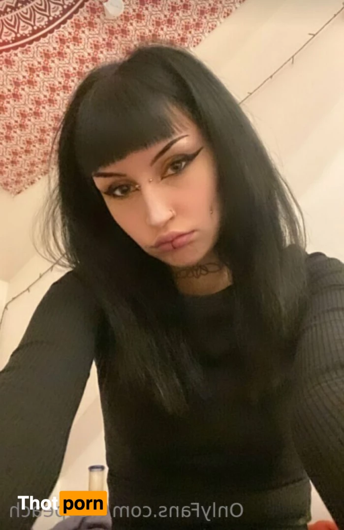 🐱Cleo Peach🐱 9743731