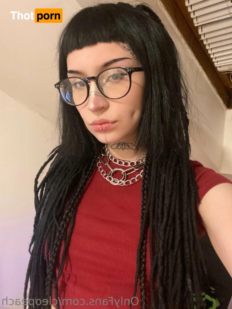 🐱Cleo Peach🐱 13490934