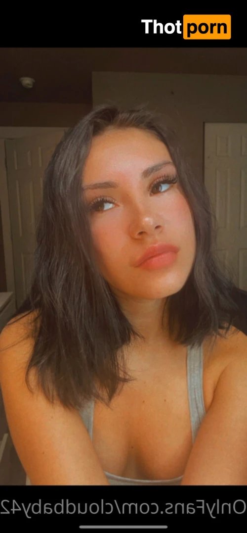 COLLEGE SOPHOMORE 😋 12178701