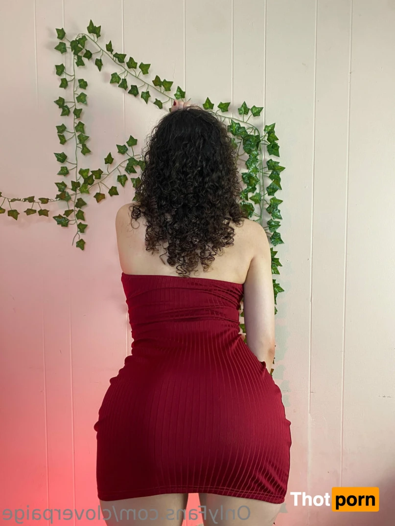 Clover Paige 13490202