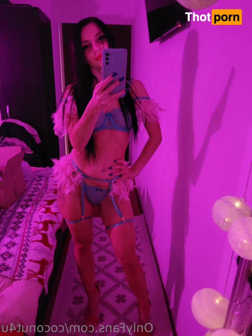 DyCoconut💥 13485983