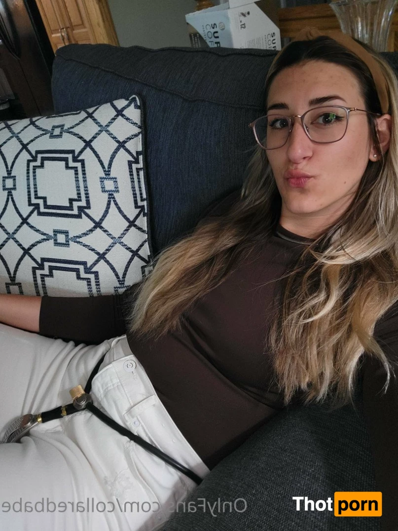 Collared Babe 5118931